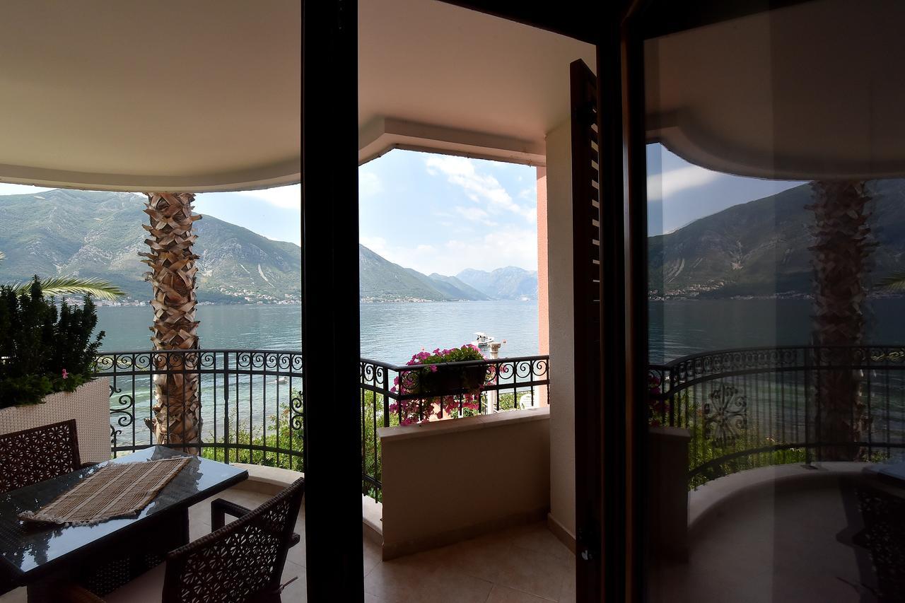 Apartment Maniva Kotor Exteriér fotografie