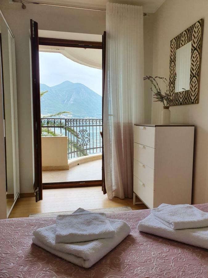 Apartment Maniva Kotor Pokoj fotografie